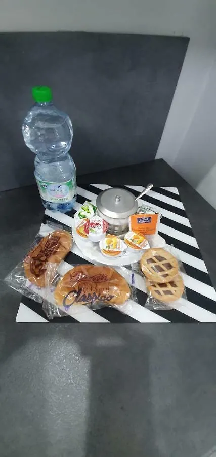 Sky House Napoli 아파트