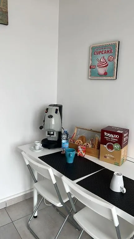 Ferienwohnung Sky House Napoli 0*, Neapel
