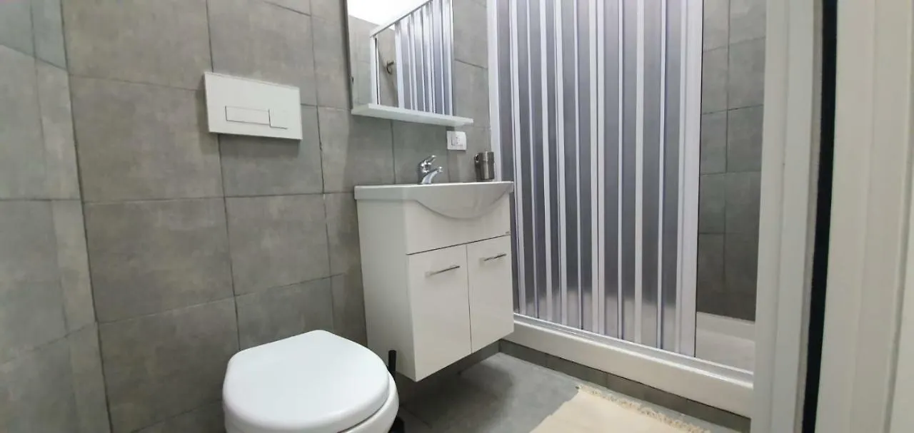 Ferienwohnung Sky House Napoli Italien