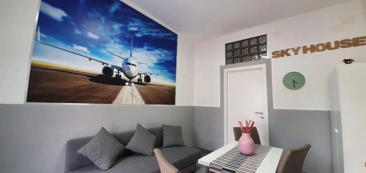Apartment Ferienwohnung Sky House Napoli