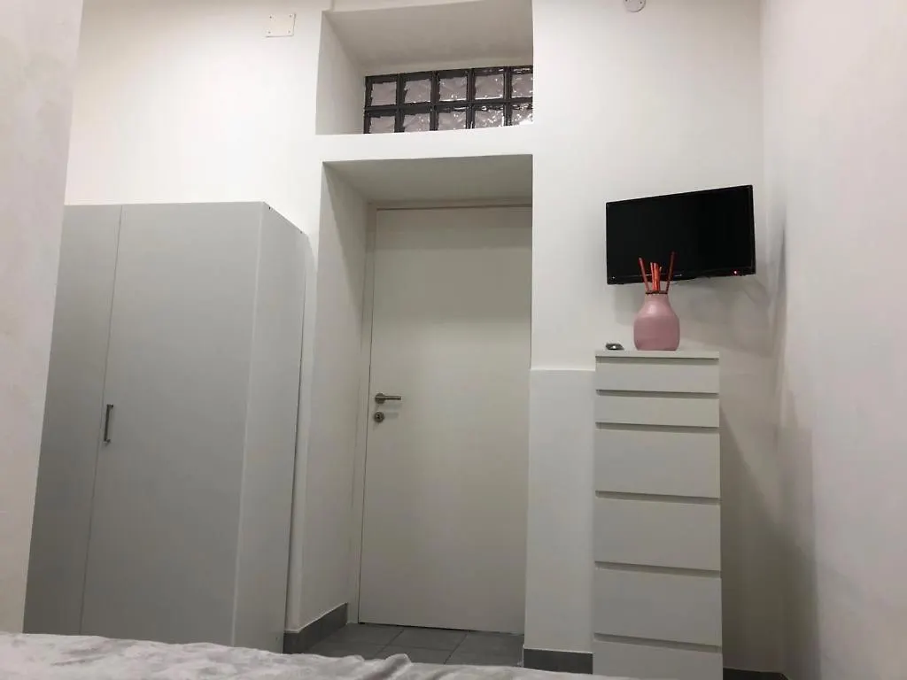 Ferienwohnung Sky House Napoli